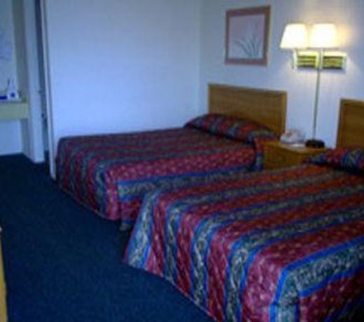 Knights Inn Rensselaer