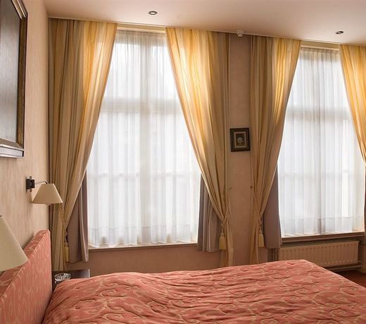Hotel Duc De Bourgogne