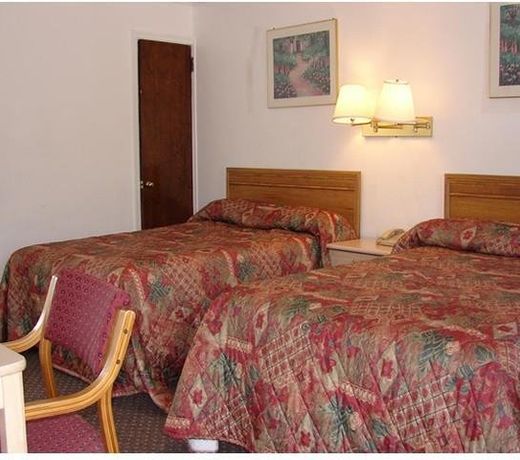 Red Carpet Inn & Suites Morgantown