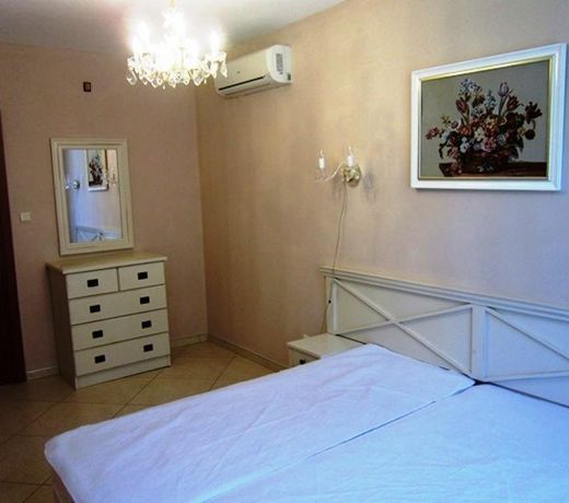 Izida Palace Apartments