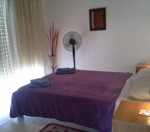 Villa 15 Chara Cynthiana
