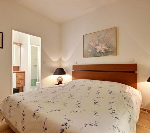 Villa Bois Dore
