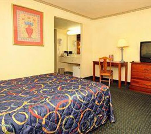 Holiday Inn Express Pigeon Forge â Sevierville, an IHG Hotel