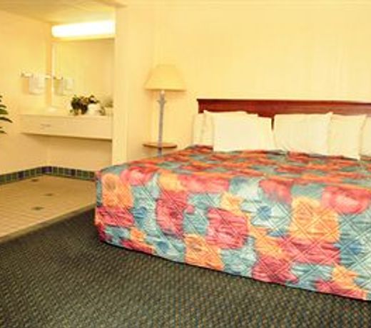 Holiday Inn Express Pigeon Forge â Sevierville, an IHG Hotel
