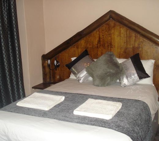 Motozi Lodge