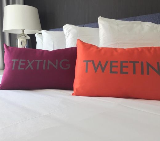 Hotel Lucent