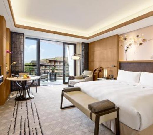 Hilton Dali Resort & Spa