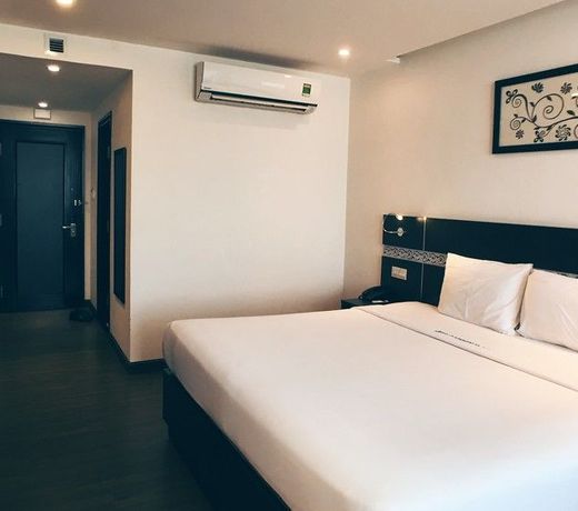 Sea Garden Hotel
