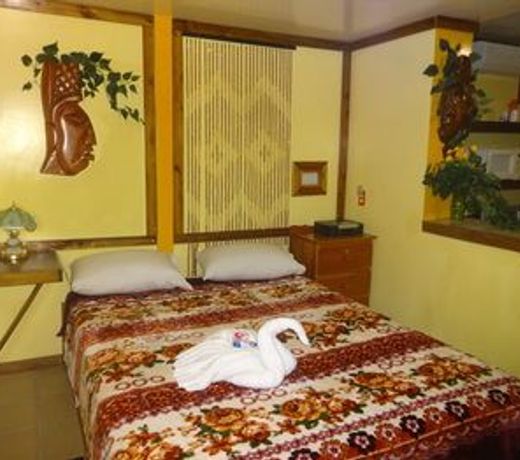 Cocopele Inn