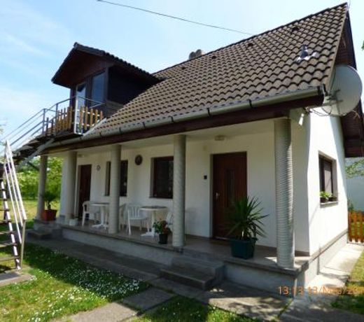 Fábián Apartman-ház