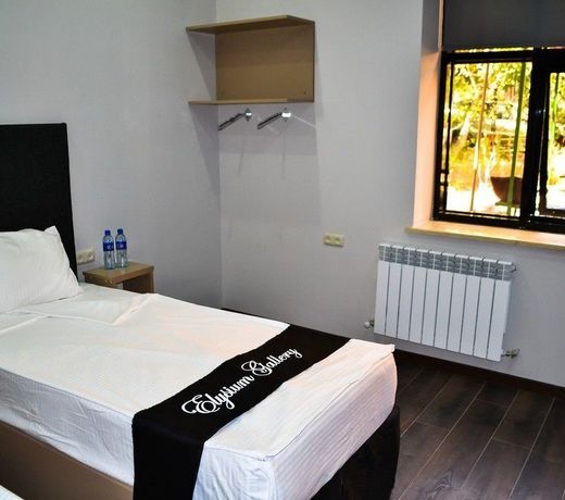 Elysium Gallery Hotel