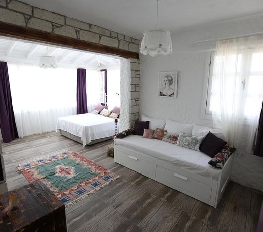 Peroni Hotel