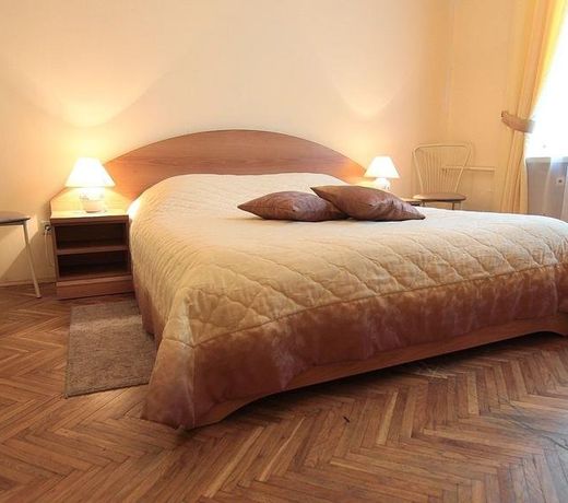 Duk Hotel
