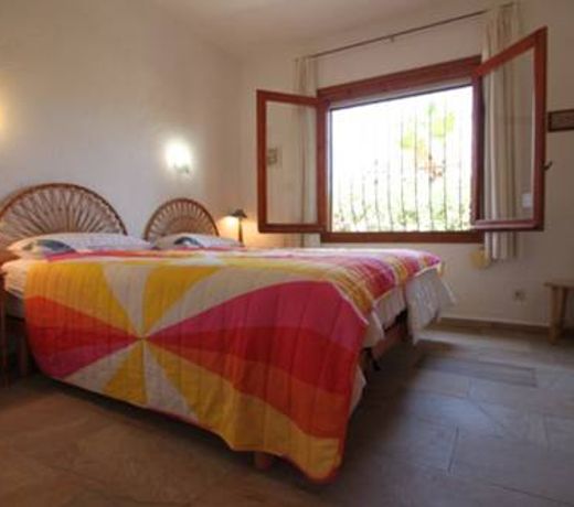 Beaulieu - holiday home with private swimming pool in Moraira