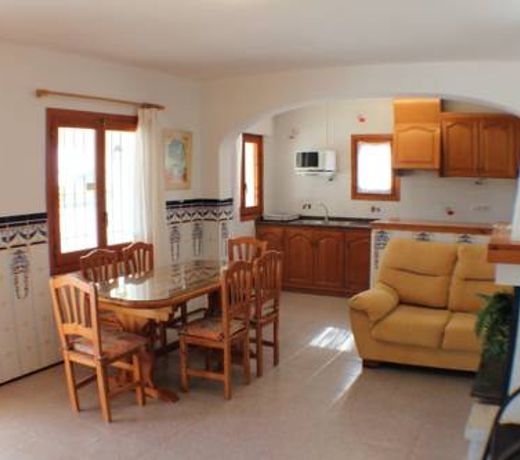 Finca Alhambra - spacious and characterful property in Benissa