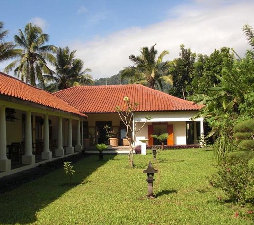Villa Bugis Kalibaru