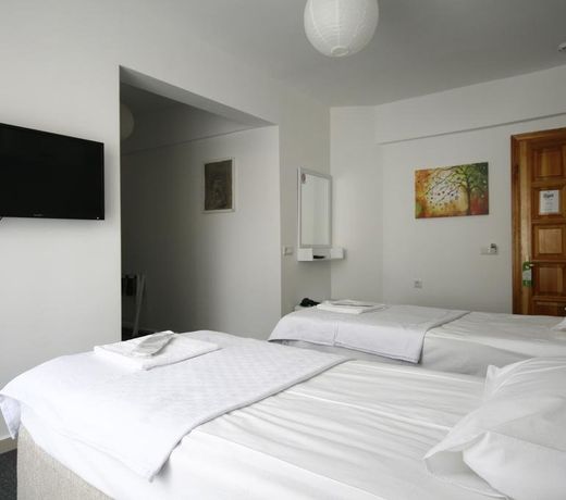 Himm Hotel