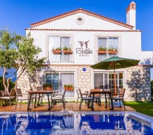 Rebetiko Hotel