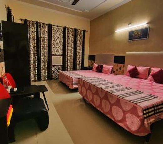 New Chandigarh Holiday Home
