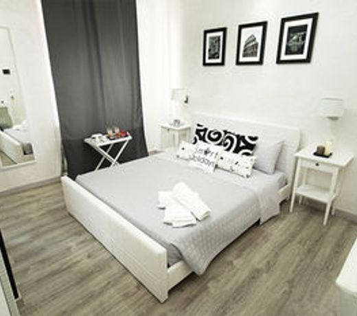 Smart Holidays Roma B&B