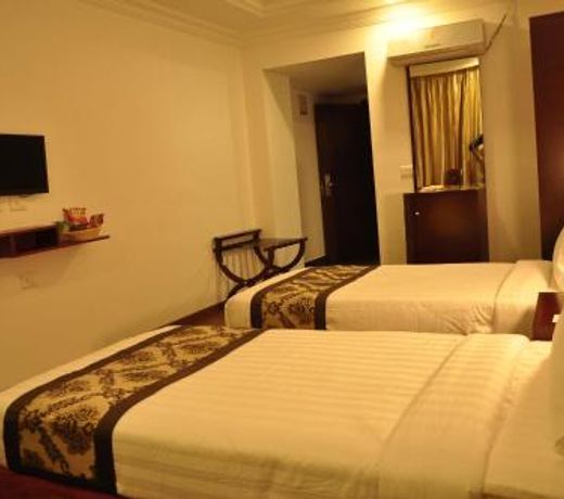 Grand Clarks Inn