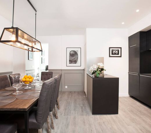 LivinParis - Luxury 3 Bedrooms Grands-Boulevards I