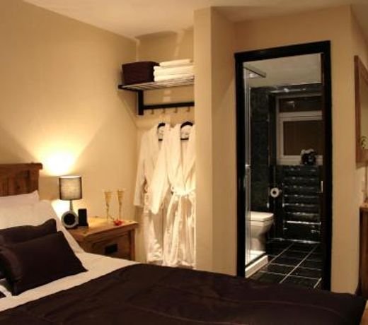 Avo Hotel
