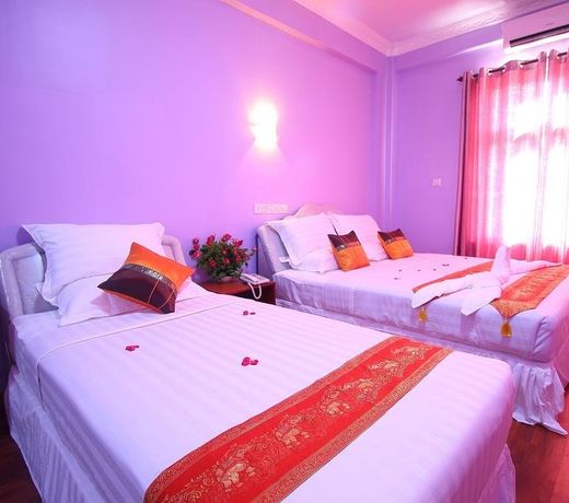 Royal Naung Yoe Hotel