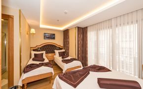 Aprilis Gold Hotel