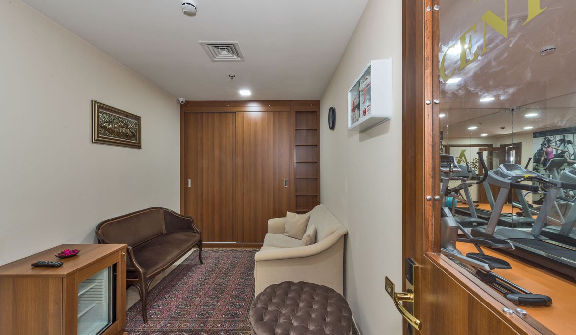 Aprilis Gold Hotel