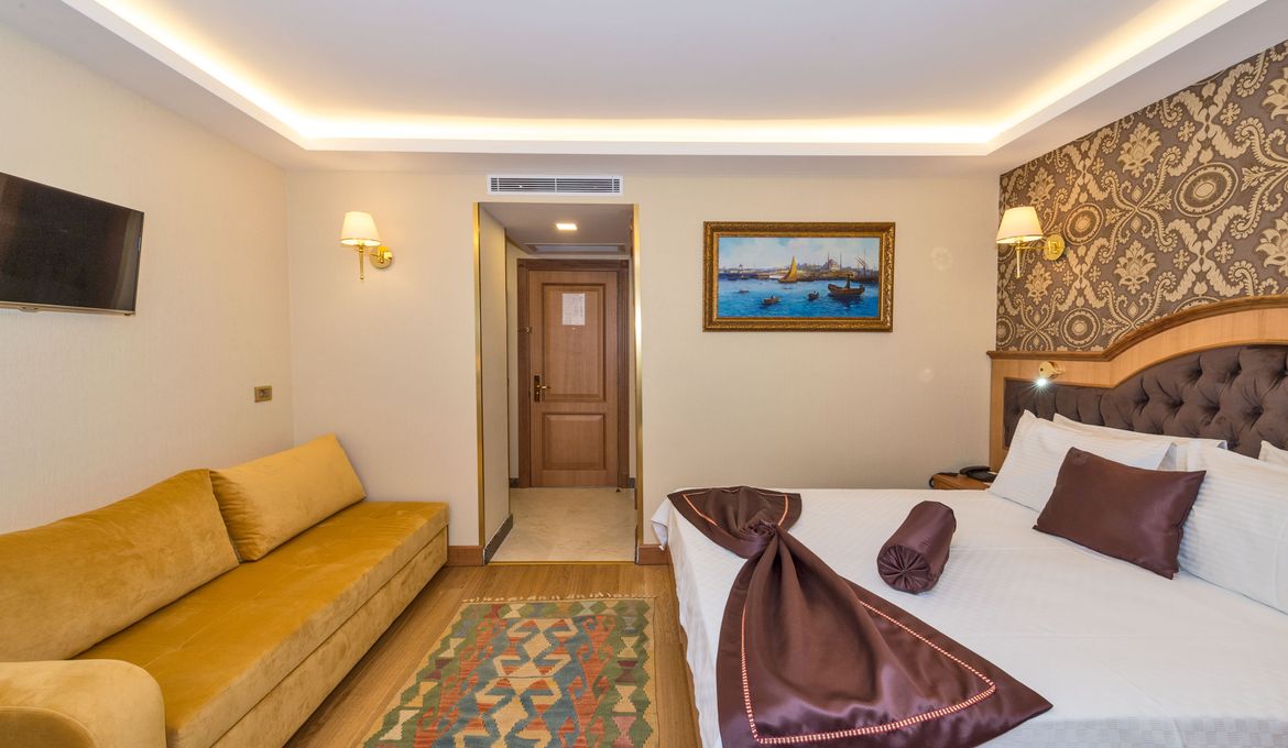 Aprilis Gold Hotel