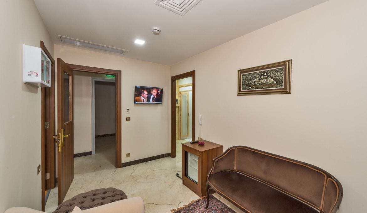 Aprilis Gold Hotel