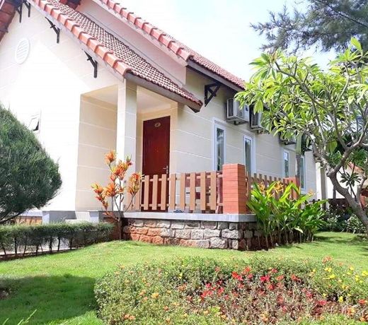 Hai Duong Intourco Resort