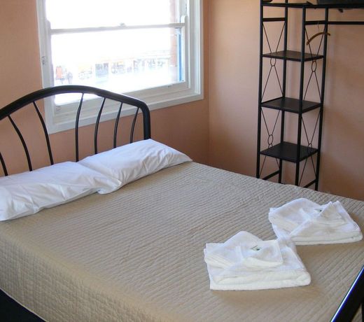 Hotel Illawong