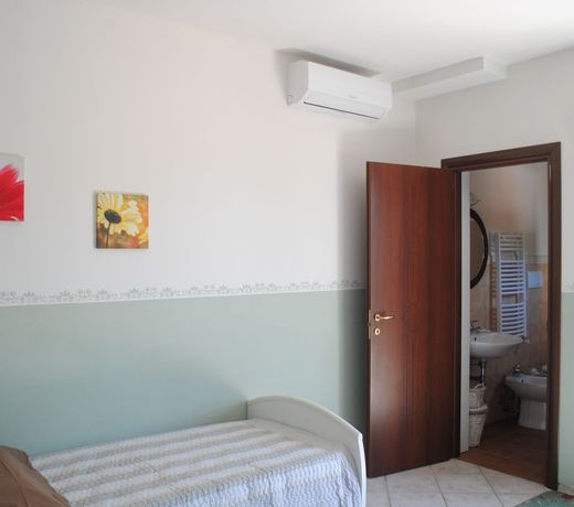 La Maison One B&B