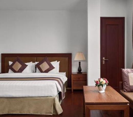 Phnom Penh Katari Hotel