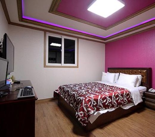 GuangJu Hotel Banana