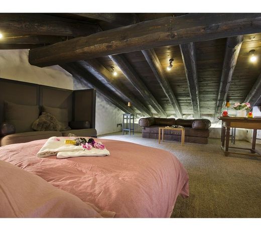 CHALET 1000 E 1 NOTTE