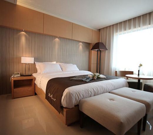 Dubai Tourist Hotel