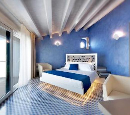 Zafran Boutique Hotel