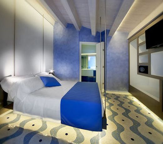 Zafran Boutique Hotel