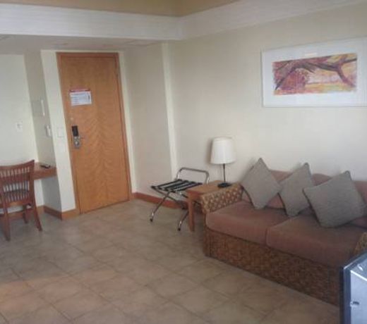 Flat Tropical Business Condo