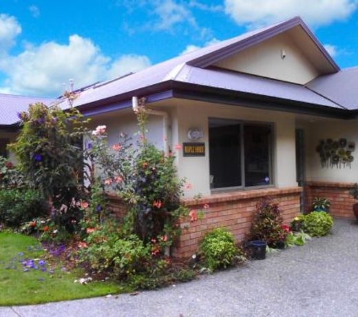 Maple House B&B