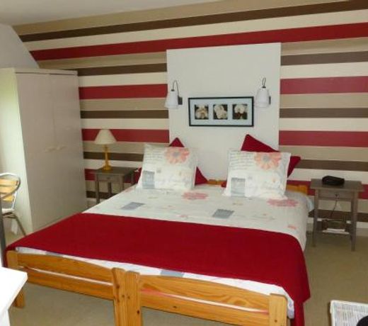 B&B Roseland
