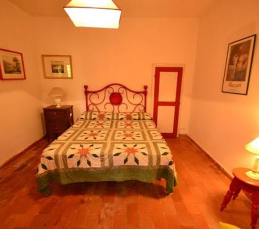 Boutique Holiday Home in Migliorini with Pool