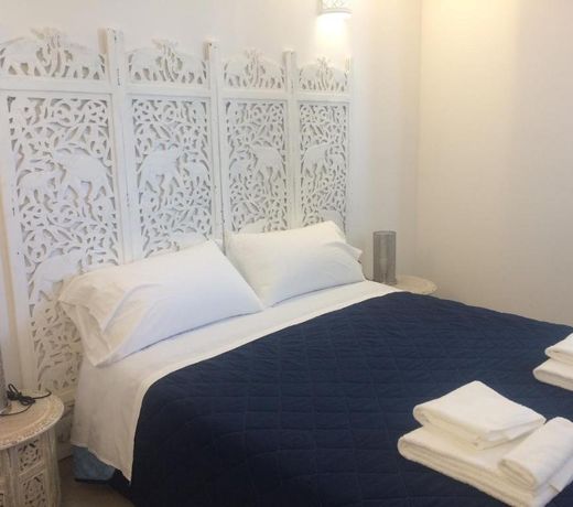 Hypogeum Suites & Apartments