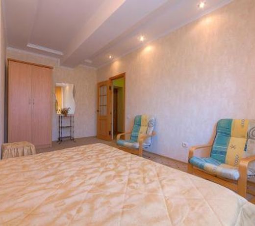 Golden Lady Hotel