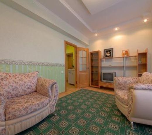 Golden Lady Hotel