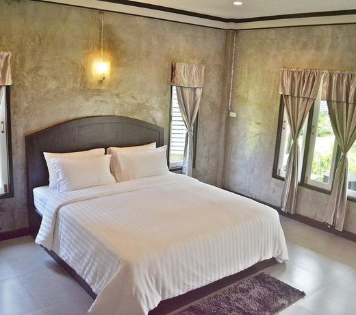 V Valley Resort