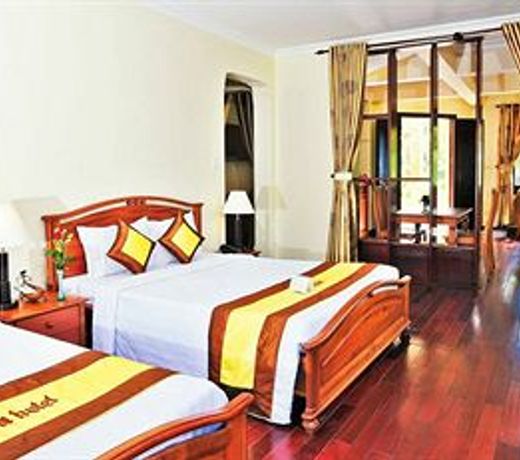 Beachfront Hotel